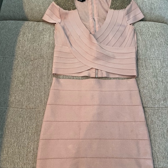 Two Piece Bebe Pink skirt and top with beautiful beading - Size Medium - Picture 1 of 6